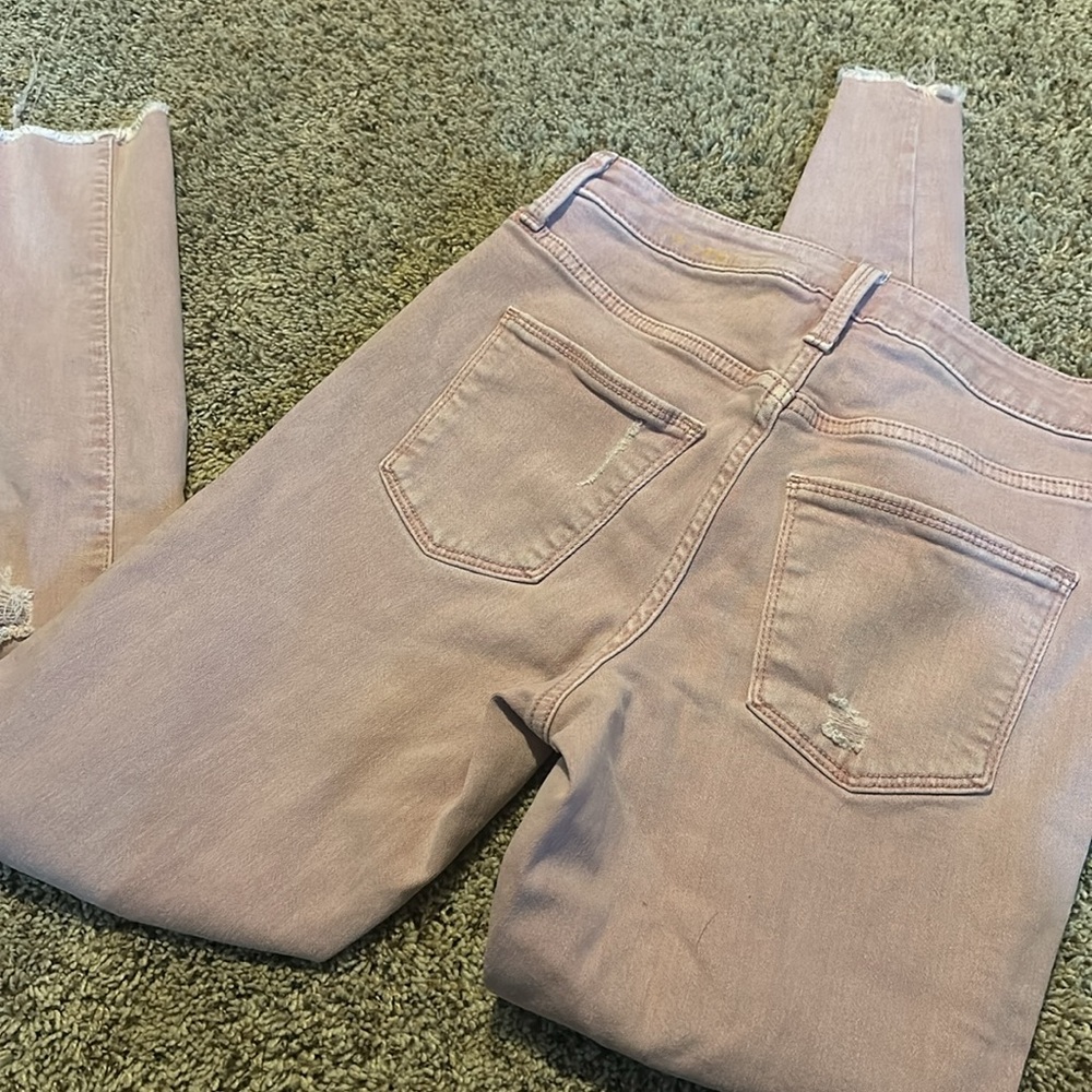 High Rise Universal Thread Jeans - Picture 5 of 6